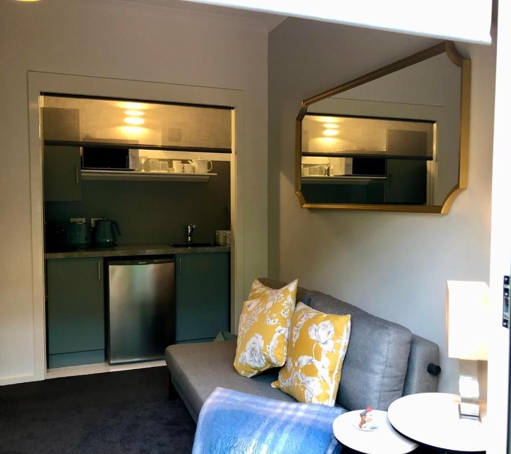 A'Meadow Bed & Breakfast Trentham ภายนอก รูปภาพ