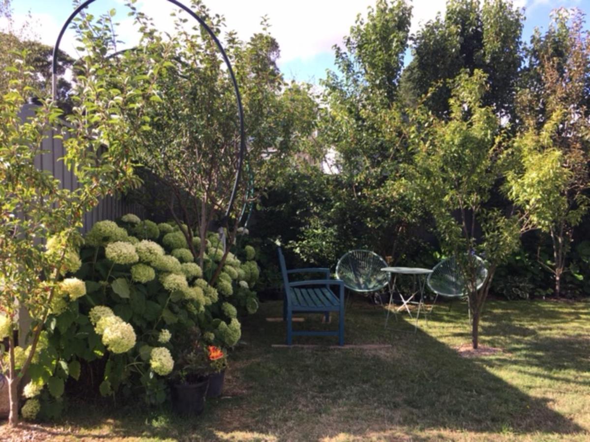 A'Meadow Bed & Breakfast Trentham ภายนอก รูปภาพ